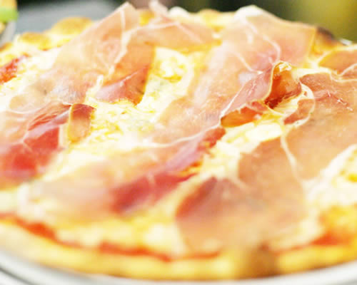 Pizza al Prosciutto Crudo